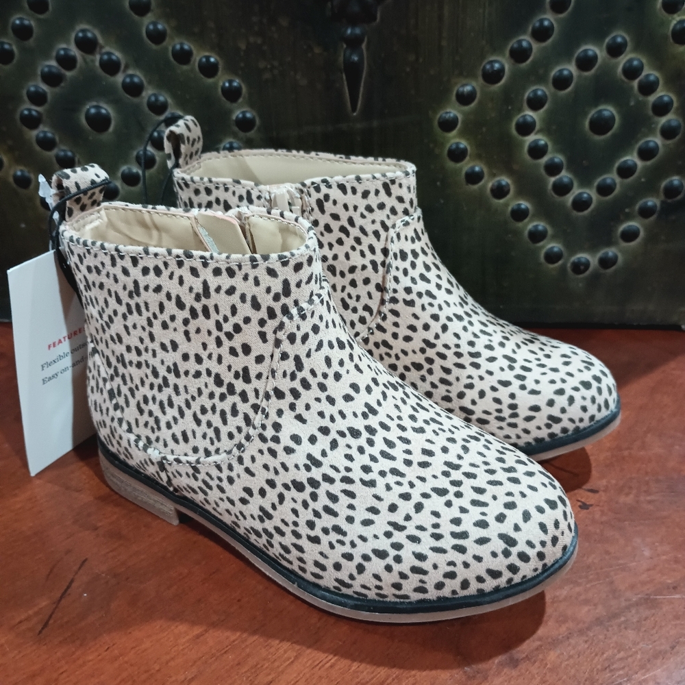 NWT Leopard Print Boots Size 8 Cat & Jack